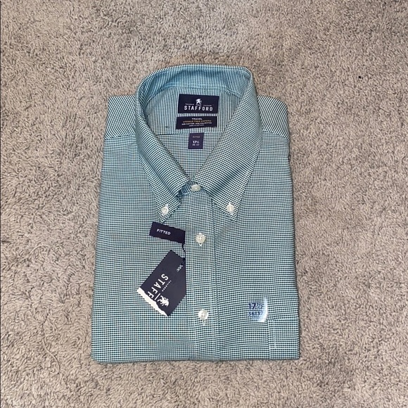 Men’s dress shirt - Picture 1 of 1